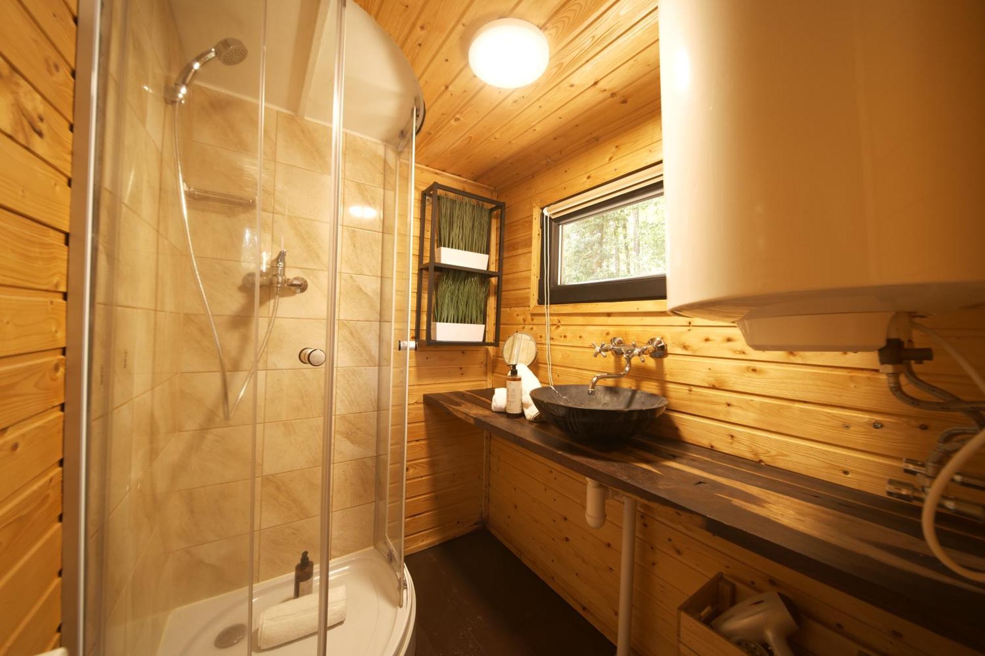 Secret Lake Prag Magic Place Relaxation& Wellness Rehenice Екстериор снимка