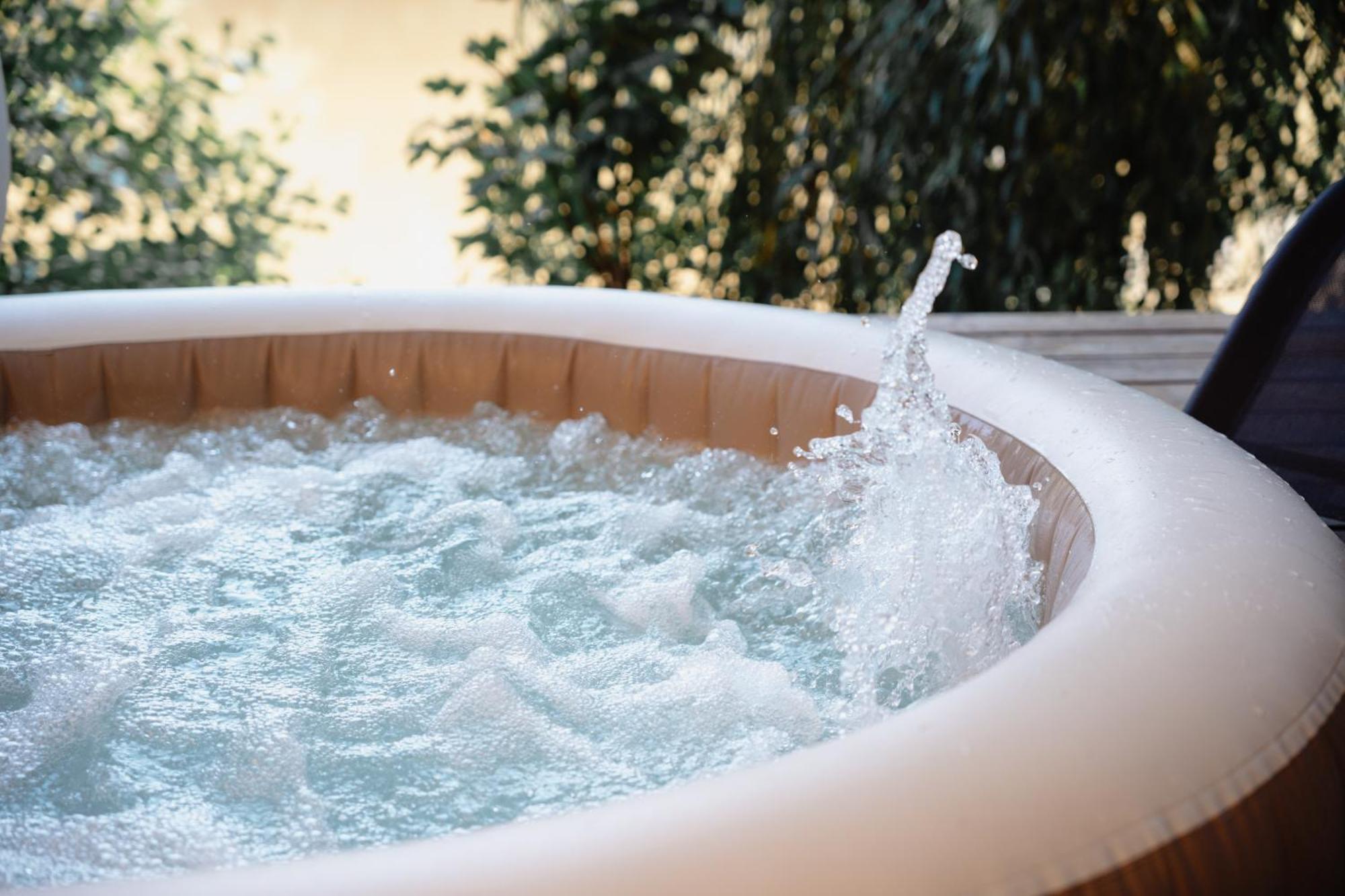 Secret Lake Prag Magic Place Relaxation& Wellness Rehenice Екстериор снимка